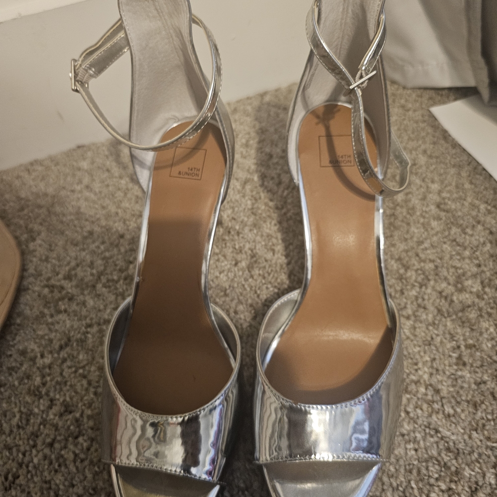 14th & Union Shiny Silver Heels
